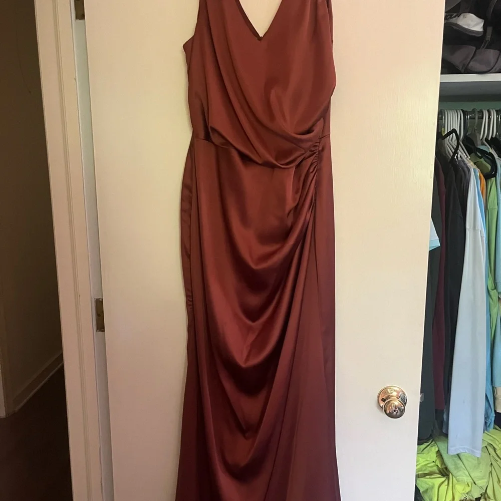 Revelry Dawson Satin Dress Cinnamon Rose size 12 - Picture 3 of 4